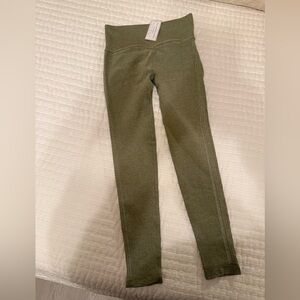 Astoria Activewear Sage Green Leggings with Smooth Finish NWT